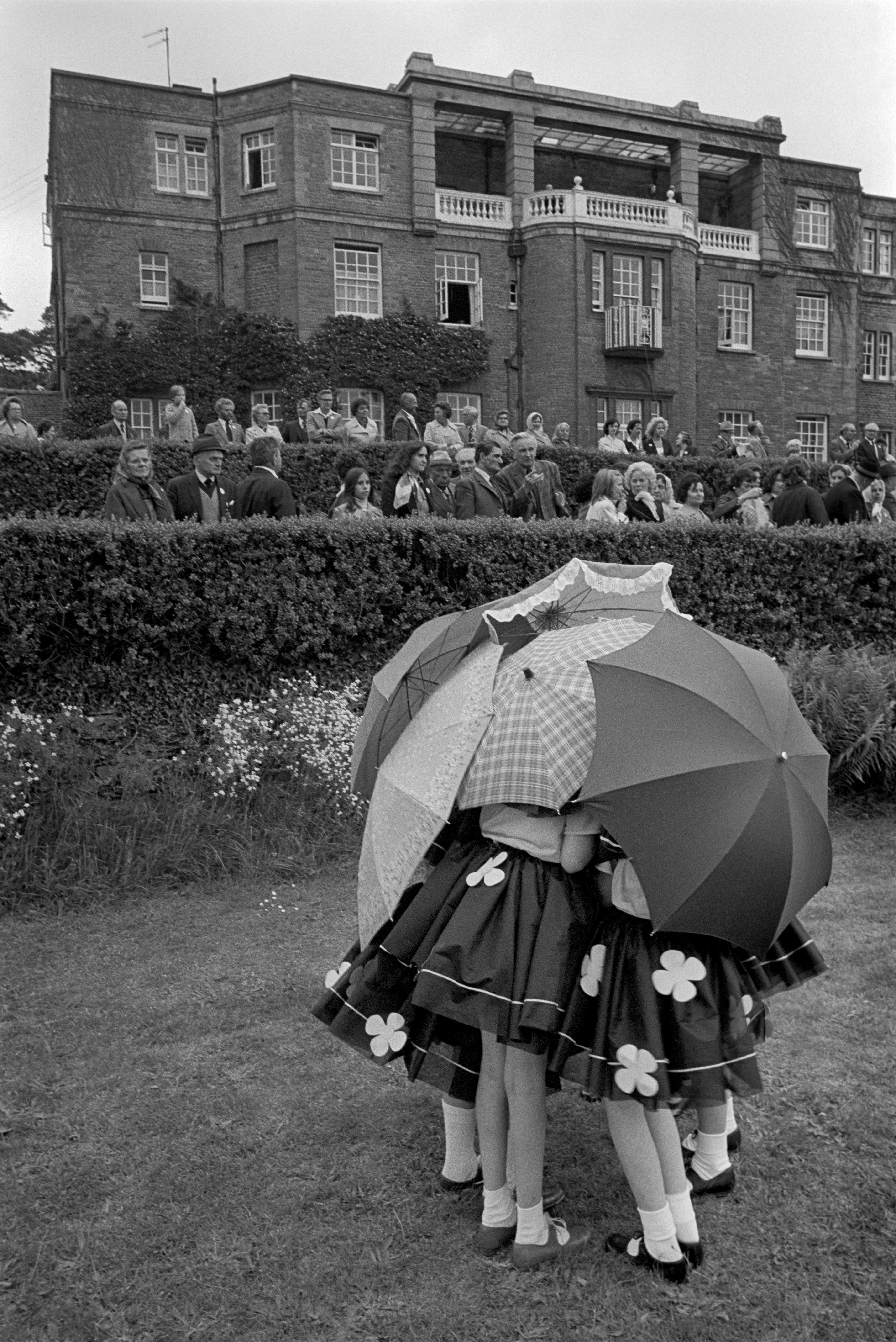 CZESLAW SIEGIEDA, Folk Girls Pitsford School, 1976